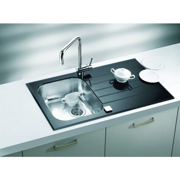 GLASSIX 10 ČERNÝ, 860x500x190 F